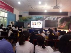 -成都濑川外国语学校