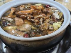 -东巴谷野生菌火锅餐厅