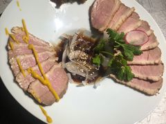 -穹六人间 people 6(岳阳路店)