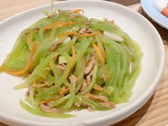 -小镇大厨新概念复合中餐厅(万达广场大连高新店)