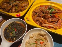 -多嘴超级肉蟹煲(杉杉国潮主题店)