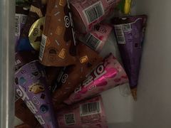 -金马门国际美食百汇(珞喻路店)