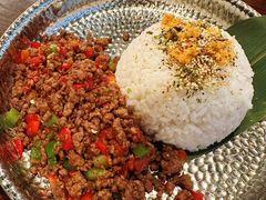 泰式打抛香辣牛肉饭-虎餐厅