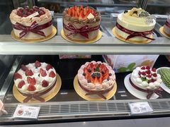 -花花卷卷·鲜食蛋糕(静安久光百货店)