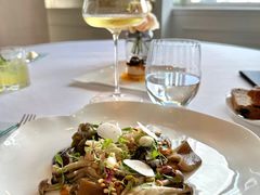 有机蘑菇沙拉配薄荷松子酱-Jean Georges