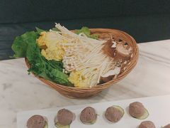 -同仁四季椰子鸡(福田东园总店)