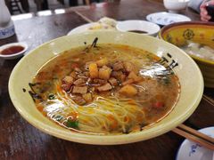 辣肉面-吾介小籠館