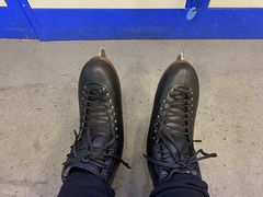 -冠军冰场CHAMPION RINK(百联又一城店)