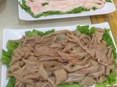 -袁记串串香(泉水轻轨站店)