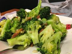 马介休炒菜花-番茄屋葡式美食(总店)