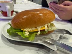 澳门猪扒包-澳门陈光记烧味饭店(南京德基广场店)