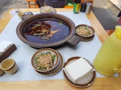 -谭记石锅鱼府(三道堰店)