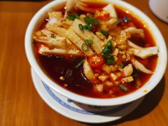 土冒黄喉-炉小二铜锅牛蛙•川湘菜(三里屯店)