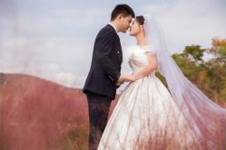 -雪中彩影婚纱摄影·微光艺术中心