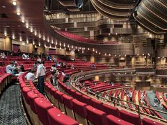 -交通银行前滩31演艺中心