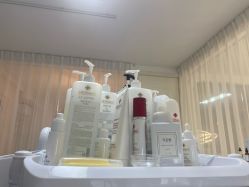 -YouYoung 幼颜·科技美肤中心