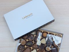 -Laderach 莱德拉(上海环贸iapm店)