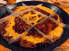 -岗上渣渣老火锅(两路口店)