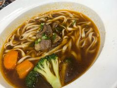 -康师傅私房牛肉面(马泉营奥莱店)