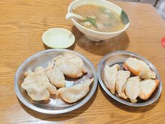 -黄阿姨锅贴大王(万航渡路店)