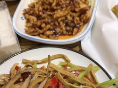 -东来菜馆•手抓海鲜家常菜•海鲜锅贴(鸽子窝店)
