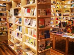 -猫的天空之城概念书店(印象城购物中心店)