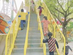 -顺德大良半月城游乐场