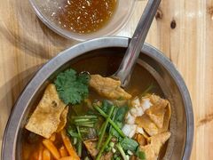 -柳州肥姨妈大骨螺蛳粉(老闵行店)