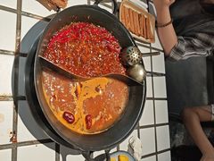-贰回巷火锅馆(钟楼店)