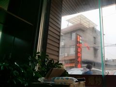 -小杨翘脚牛肉