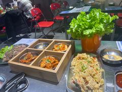 -马路牙子烧烤音乐酒馆(望京店)