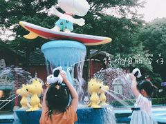 -史努比缤纷世界