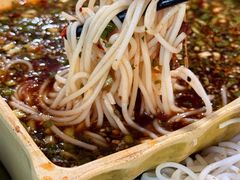 -汤锅大王(新平曹苏黄牛汤锅有限公司)