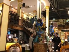 -more than meow吴止猫主题餐厅(承德 中船汇店)