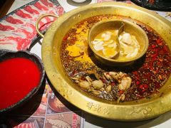 牛蛙送锅底-哥老官重庆美蛙鱼头(虹口龙之梦店)