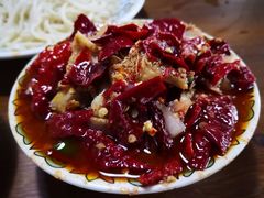 -歹歹的加个面过油肉拌面