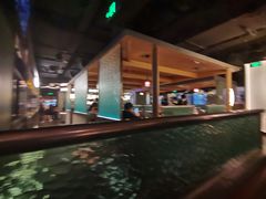 -湊湊火锅·茶憩(杭州湖滨银泰in77店)