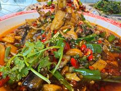 -牟记江湖重庆地标特色菜鱼蛋海鲜羊蝎子(巴南区黑金冠十多年好店)