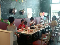 -必胜客(联投东方店)