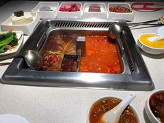 -海底捞火锅鲜切牛肉主题店(长寿路店)