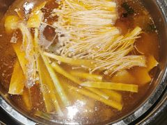 -七欣天香辣蟹火锅(上海银亿滨江店)