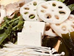蔬菜拼盘-阿甘龙虾·重庆麻麻鱼(中豪店)