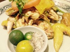 -大头虾越式风味餐厅(光明广场店)