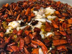 石锅沸腾黑鱼-辛香汇(大华第一坊店)