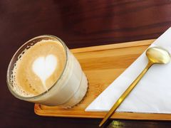 咖啡拿铁-MEET COFFEE婉约咖啡(宝善公寓店)