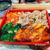 藏在万达金街二楼的平价丼饭小店