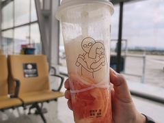 满杯红柚-喜茶(广州白云机场T2出发厅店)