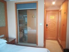 -维也纳酒店(成都春熙路李家沱地铁站店)