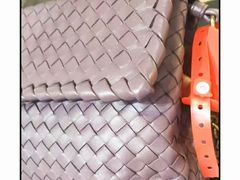 -爱革·洗衣改衣·洗鞋修鞋·洗包修包·奢侈品护理(宝地广场店)