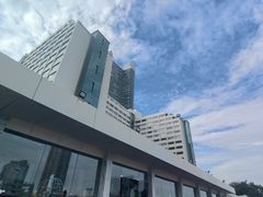 -曼谷湄南河畔华美达广场酒店